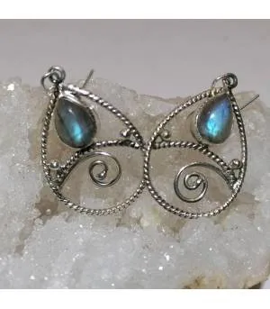 Boucles d’oreilles Megha Valli – Argent 925 & Labradorite