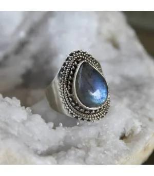Bague Chaitanya – Argent 925 & Labradorite naturelle