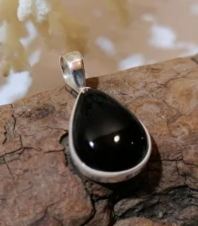 Pendentif argent pierre d'onyx noire