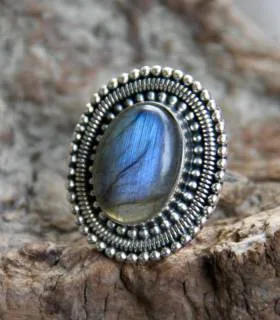 Bague Vyanjana – Argent 925 & Labradorite naturelle