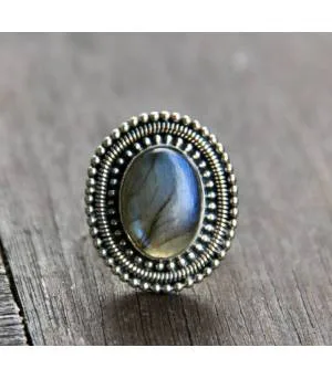 Bague Vyanjana – Argent 925 & Labradorite naturelle