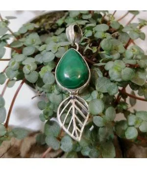Pendentif en argent bijoux feuillage pierre naturelle malachite