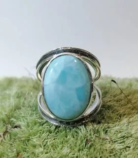 Bague moderne en argent et pierre naturelle de larimar