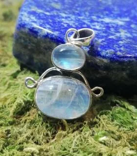 Pendentifs en argent et pierres de lune arc en ciel