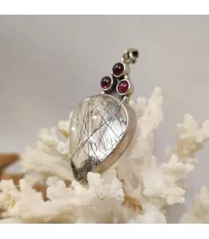 pendentif ethnique grenat et quartz tourmaline