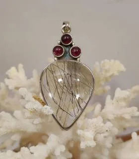 pendentif ethnique grenat et quartz tourmaline