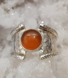 Bague argent martelé pierre naturelle de cornaline Shantilight