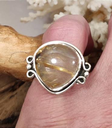 bague ethnique chic en argent et pierre naturelle de quartz rutilé doré