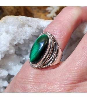 Bague ethnique en argent et pierre naturelle de malachite.