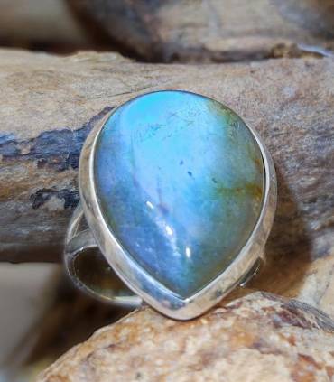Bague boho vintage en argent et pierre naturelle de labradorite