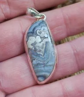 Pendentif en argent et pierre naturelle d'agate crazy lace
