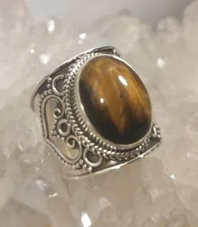 Bague ethnique mixte en argent et pierre naturelle d'oeil de tigre