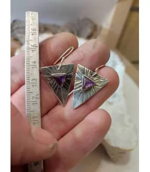 Boucles d'oreilles ethniques argent et pierres naturelles d'améthystes.