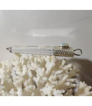 Pendentif ethno tribal cristal et opale éthiopienne.