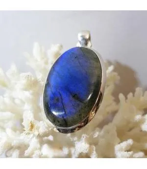 Pendentif Nila-Kanta – Argent 925 & Labradorite bleue