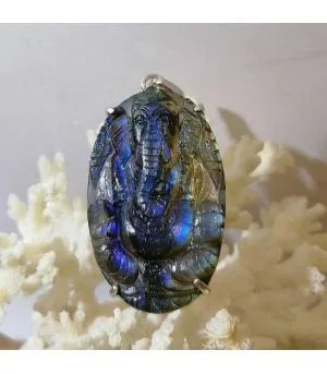 Pendentif Ganesha argent et pierre naturelle de labradorite.