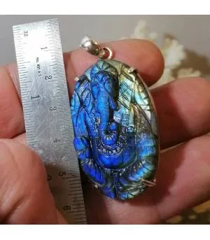 Pendentif Ganesha argent et pierre naturelle de labradorite.