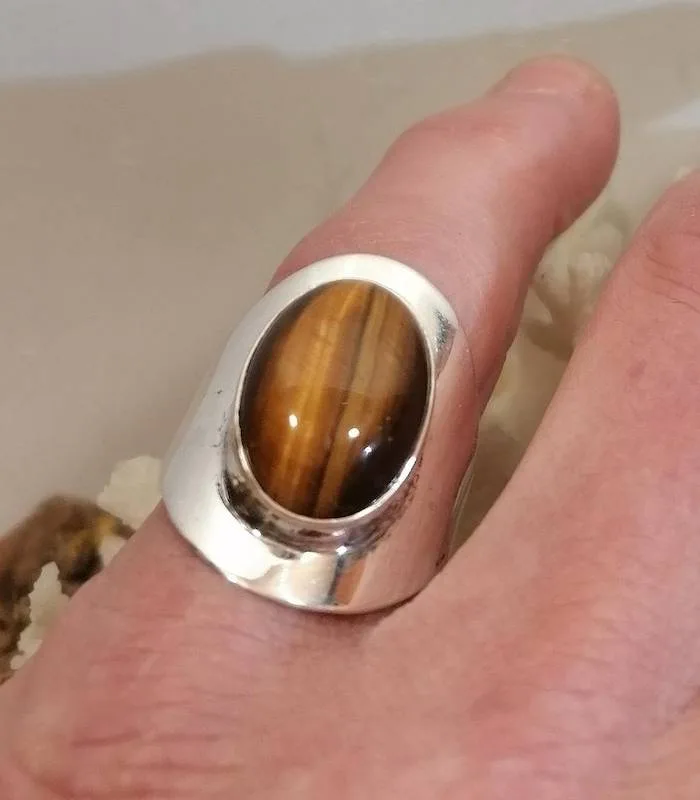 Bague moderne argent pierre d'oeil de tigre