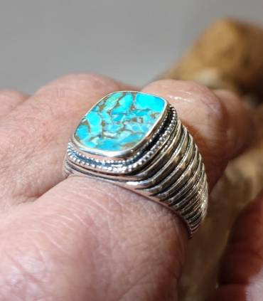 Bague royale turquoise et argent pour homme