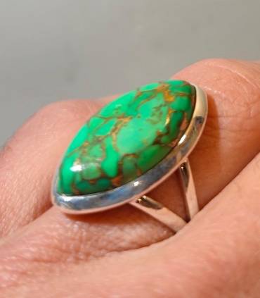 Bague vintage en argent et pierre naturelle de turquoise Mohave.