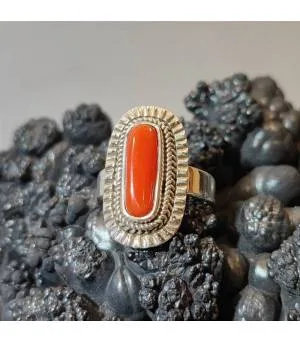 Bague ethnique en argent et corail italien