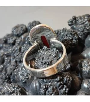 Bague ethnique en argent et corail italien