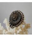 Bague royale en argent et ammonite fossilisé en pyrite