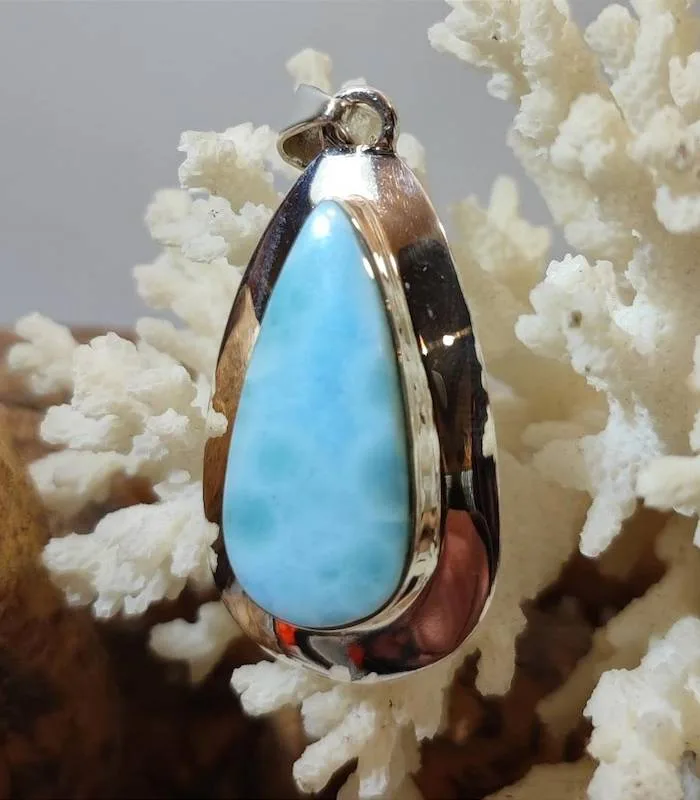 Pendentif en argent pierre naturelle de larimar.