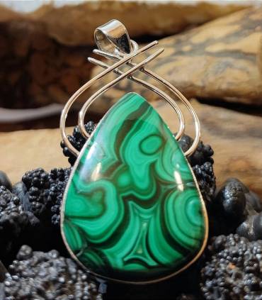 Pendentif arabesque argent bijou ethnique pierre naturelle malachite.